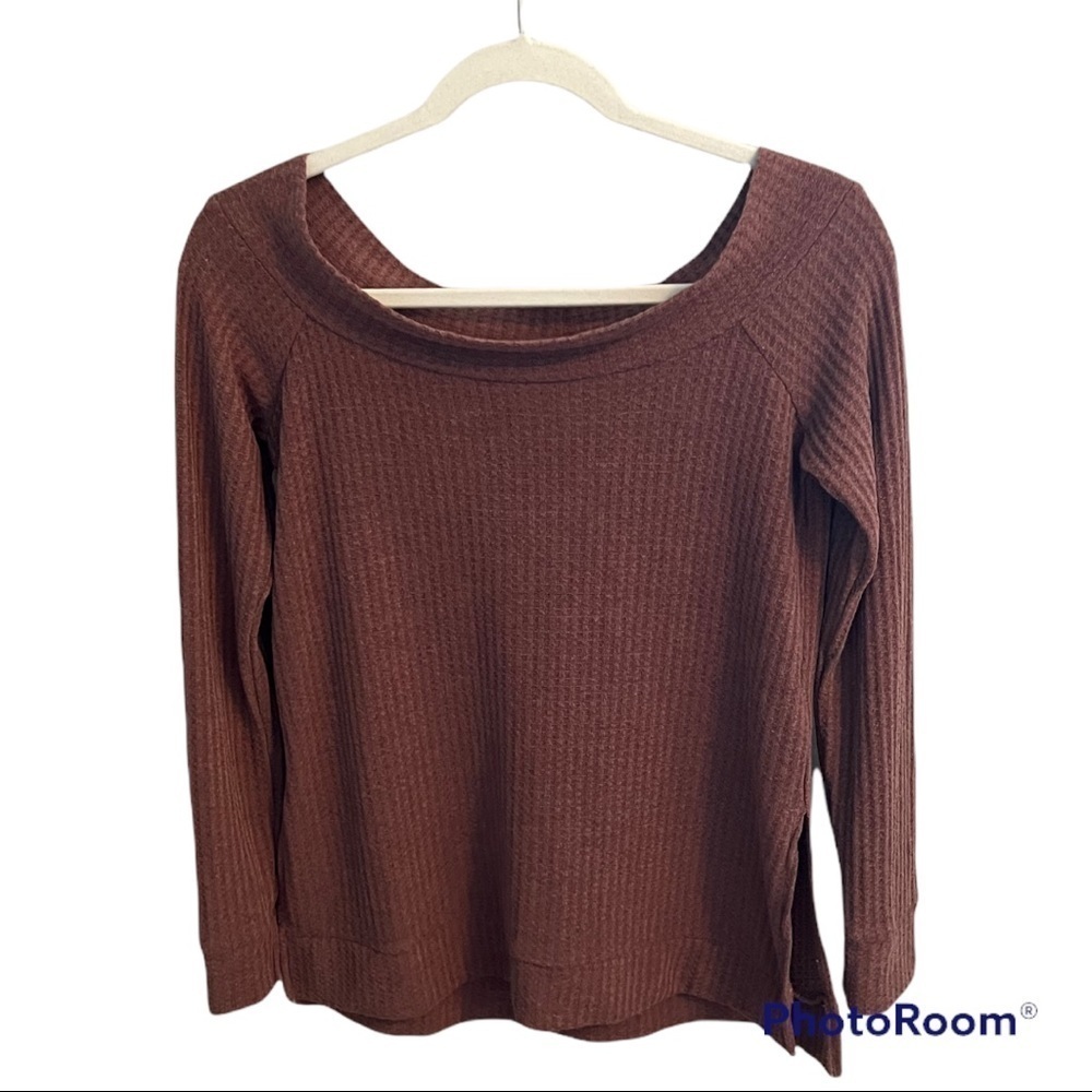 Mauve Tobi Off the Shoulder Top - Size M